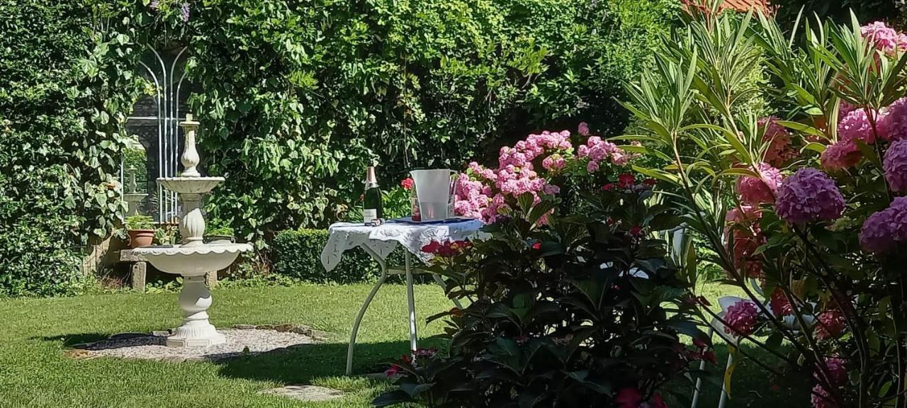 Home sweet Home Garden Bourges Exterior foto